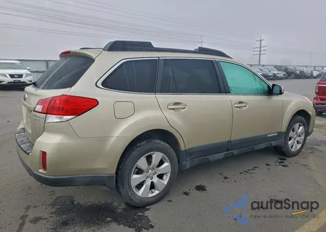 2010 Subaru Outback 2.5I Premium из США, поврежденный, VIN 4S4BRBCC3A1380569